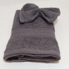 prénom brodé sur ensemble serviette grise+ gant gris