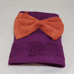 prénom brodé sur ensemble serviette violet+ gant terra cotta