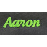 prénom brodé sur ensemble serviette verte+ gant gris